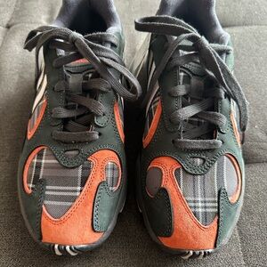 Women’s adidas sneakers